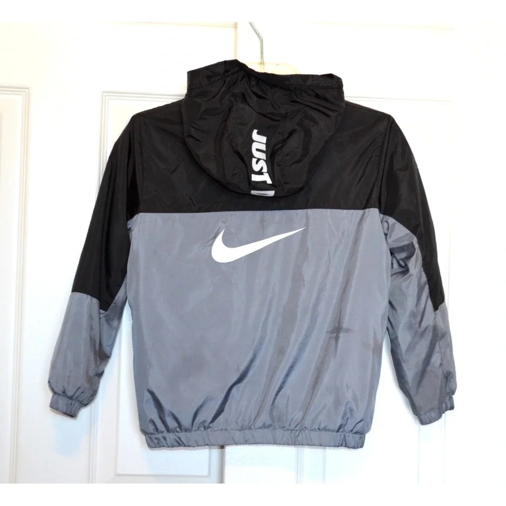 Nike Boys Hooded Gray Black Jacket Fleece Lining Size L / 6-7  Years  JUST DO IT